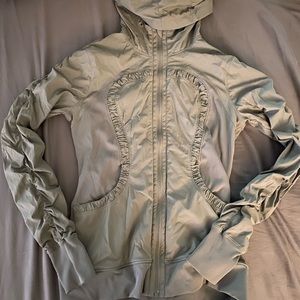 Size 10 Lululemon zip up jacket, great condition hardly worn!